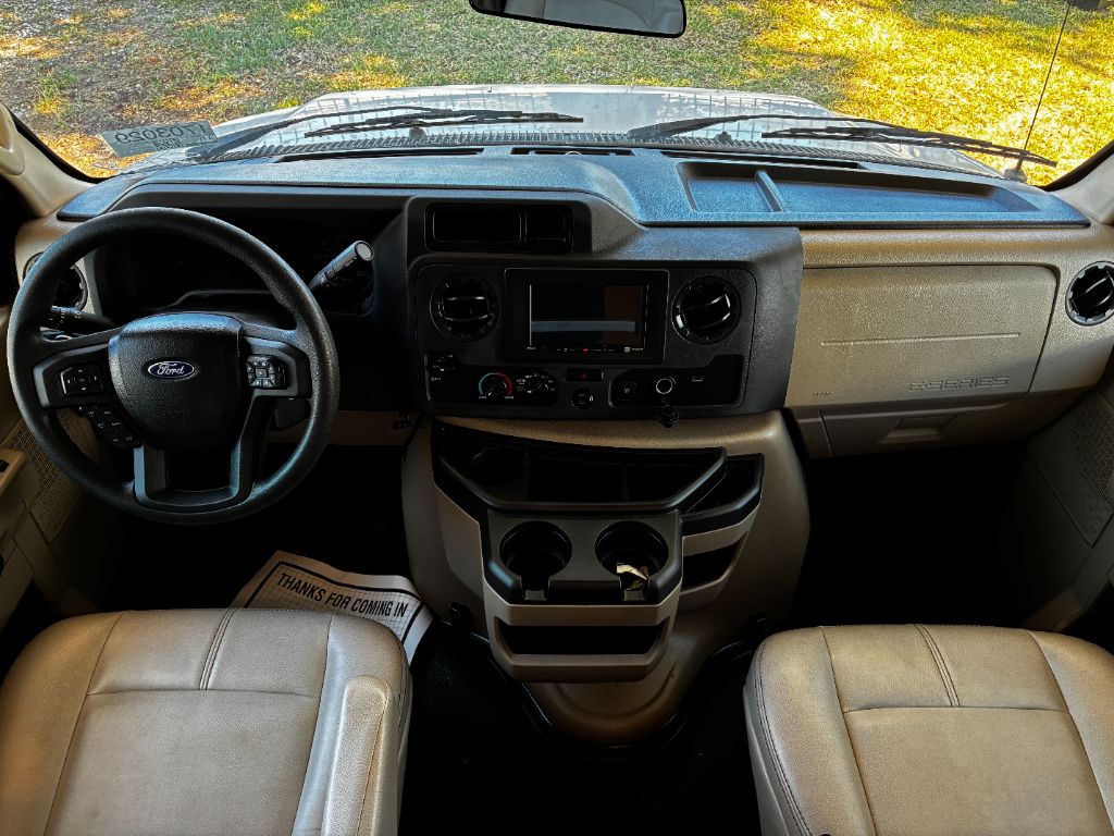 2023 Ford E-Series Cutaway Base - Photo 16