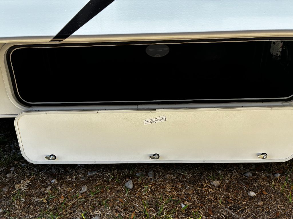 2023 Ford E-Series Cutaway Base - Photo 77