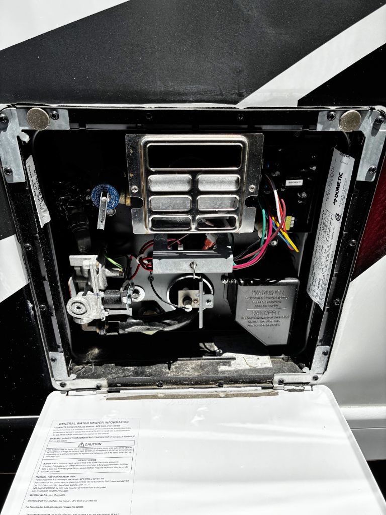 2023 Ford E-Series Cutaway Base - Photo 71