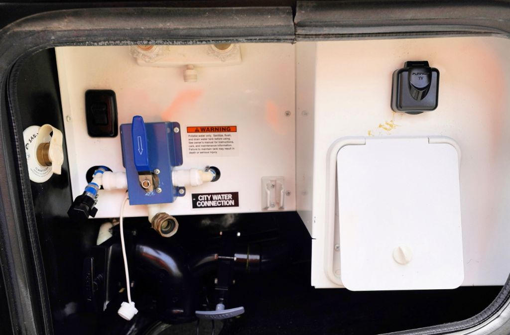 2016 Mercedes-Benz Sprinter Cab Chassis Base - Photo 20