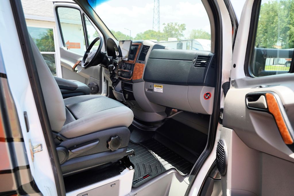 2016 Mercedes-Benz Sprinter Cab Chassis Base - Photo 28