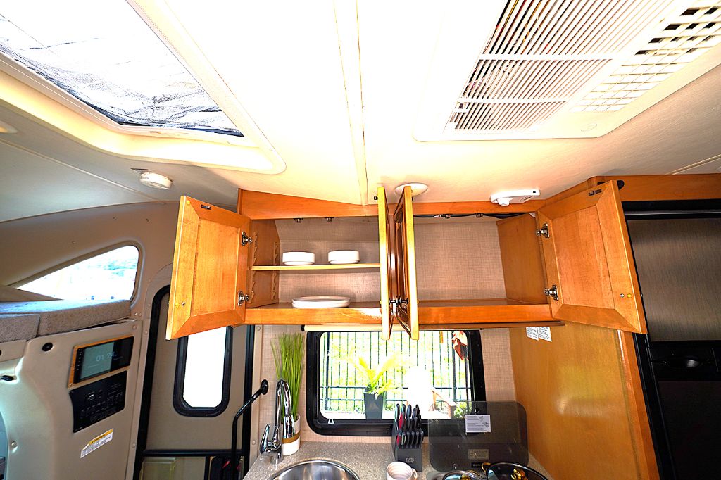 2016 Mercedes-Benz Sprinter Cab Chassis Base - Photo 40