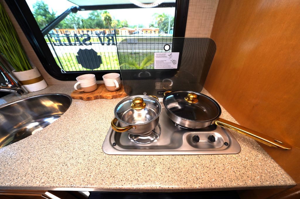 2016 Mercedes-Benz Sprinter Cab Chassis Base - Photo 43