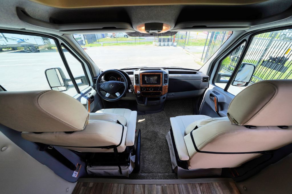 2018 Mercedes-Benz Sprinter Cab Chassis Base - Photo 29
