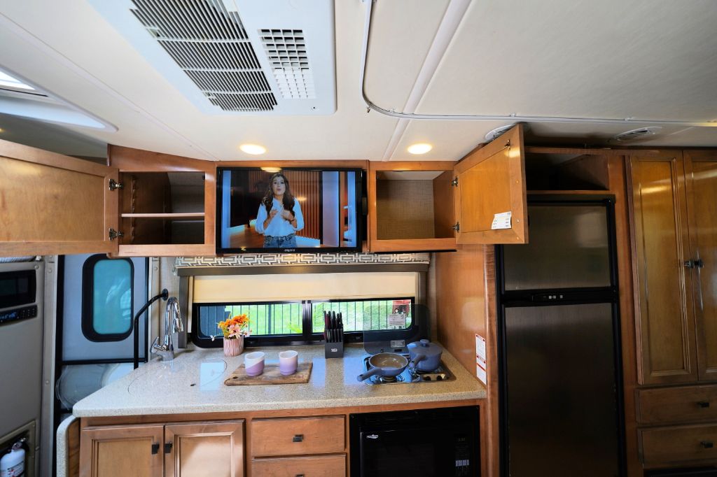 2018 Mercedes-Benz Sprinter Cab Chassis Base - Photo 54